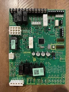 LENNOX 103130-05 Control Circuit Board SureLight S9232F2039 - Picture 1 of 5