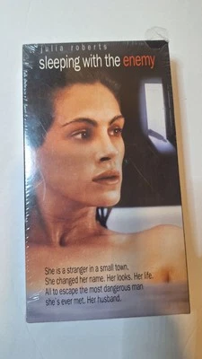 SLEEPING WITH THE ENEMY VHS Julia Roberts 1991 NEW SEALED  Foto 1 de 4