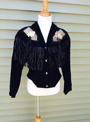 Chaqueta de gamuza negra con flecos con detalles de herrajes de metal dorado 1980 vintage vaquera Foto 1 de 4