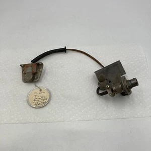 Bell Helicopter ELECTRICAL Switch AND BRACKET C-28-B 6899124 B - Picture 1 of 9