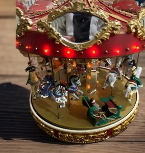 Mr. Christmas Marquee Merry-Go-Round Carousel 30 Songs Lights Working With Box - Picture 1 of 10
