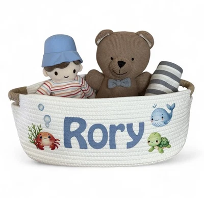 UNDER the SEA Cesta Baby Shower Cesta de Regalo Personalizada Tema de Peces Linda Ballena Foto 1 de 4