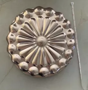 Vintage Jello Mold Retro Kitchen Decor Round 11.25” Diameter, 2.5” Depth - Picture 1 of 4
