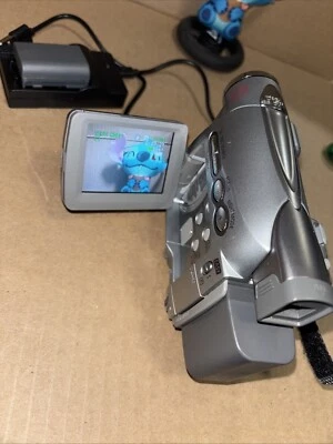 Canon ZR200A Mini DV Digital Video Camcorder w/ Charger, 2 Batteries, Tested - Image 1 of 4