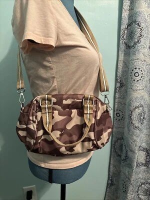 Коричневая камуфляжная сумка через плечо - Изображение 1 из 4