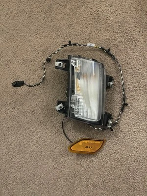 Controlador de lámpara de señal de giro y estacionamiento Jeep MOPAR 2018-2022 genuino OEM 68307245AG Foto 1 de 4