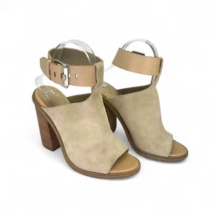 Marc Fisher Damen Vashi Knöchelriemen Absatz 7 beige hellbraun neutral Wildleder Sandalen - Bild 1 von 11