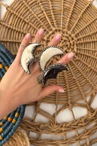Handmade Tibetan Silver Lunar Vibes Adjustable Moon Rings - Imagen 1 de 9