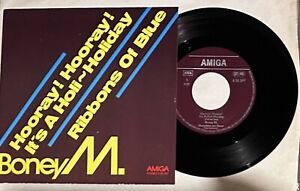 Vinyl 7" BONEY M. Hooray ! Hooray ! It' s A Holi - Holiday / Ribbons AMIGA Mint-