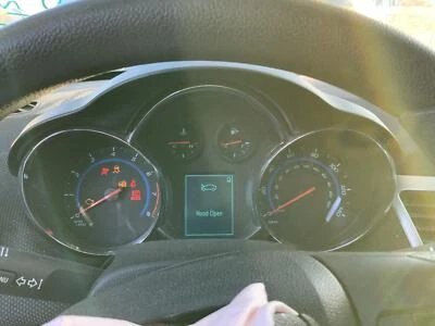 2016 Chevrolet Cruze Speedometer Cluster OEM | MPH | Limitado 108k milhas - Imagem 1 de 4