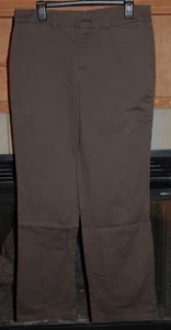 Pantalones Dockers Ajuste Ideal Ideal Calce talla 12 USADOS DOS VECES - Imagen 1 de 9