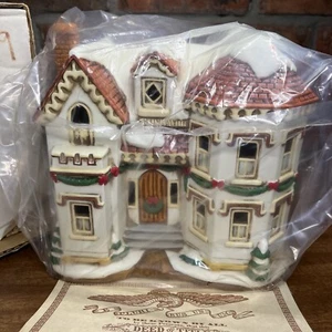 Vintage LEFTON COLONIAL VILLAGE “Queens Gate” #01329 1994 Christmas House - Picture 1 of 15