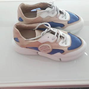 PETER KAISER - Sneaker - Gr. 6/39 - Rosa - Blau - Beige - Weiß*super leicht*NEU - Bild 1 von 7