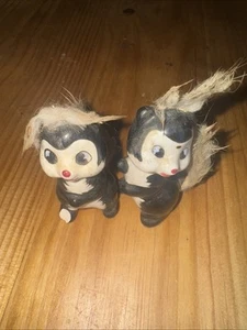 Vintage Enesco Skunk Couple Salt and Pepper Shakers With Faux Fur Tails - Picture 1 of 6