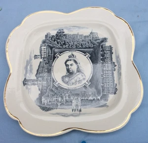 Placa Jubileo Reina Victoria 1887 F.W. Arboleda - Castillos reales - Antiguo conmemorativo - Imagen 1 de 4
