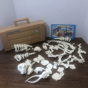 Vintage Fisher-Price Design-A-Saur Bones Case with 32 of 38 pcs Manual Dinosaur - Picture 1 of 7