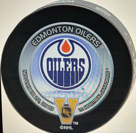 2003 1ST NHL HERITAGE CLASSIC PUCK EDMONTON OILERS MONTREAL CANADIENS RARE Cover