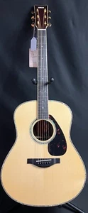 Yamaha LL16D Deluxe ARE Original Jumbo Acoustic-Electric Guitar Gloss Natural - Picture 1 of 12