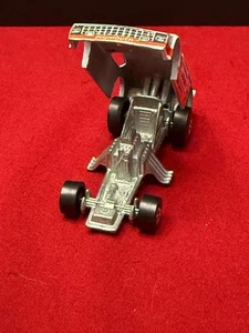 Vintage 1977 Hot Wheels 1/64 pressofuso bianco Don Prudhomme ESERCITO serpente auto divertente - Foto 1 di 7