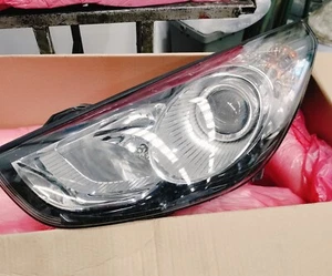 Faro sinistro per HYUNDAI IX35 2015. - Foto 1 di 1