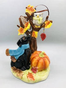 Harvest Blessing Blue Sky Clayworks perro (laboratorio) y calabaza debajo del árbol con búho 2020 - Imagen 1 de 12