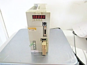 MUTSUBISHI AC SERVO DRIVE MR-E-70AG - Picture 1 of 4