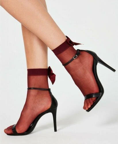 Dos pares de calcetines tobilleros con arco transparente INC International Concepts vino Foto 1 de 1