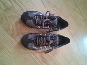 Damen Sneaker Esprit Größe 38 Neu!!!!! - Bild 1 von 3
