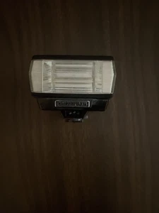 Vintage Olympus T20 Electronic Flash Shoes Mount Unit Flash UNTESTED - Picture 1 of 6
