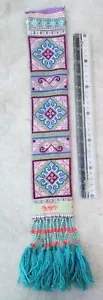 Textil bordado vintage de algodón y seda hecho a mano de la tribu Hmong Hill - Imagen 1 de 2