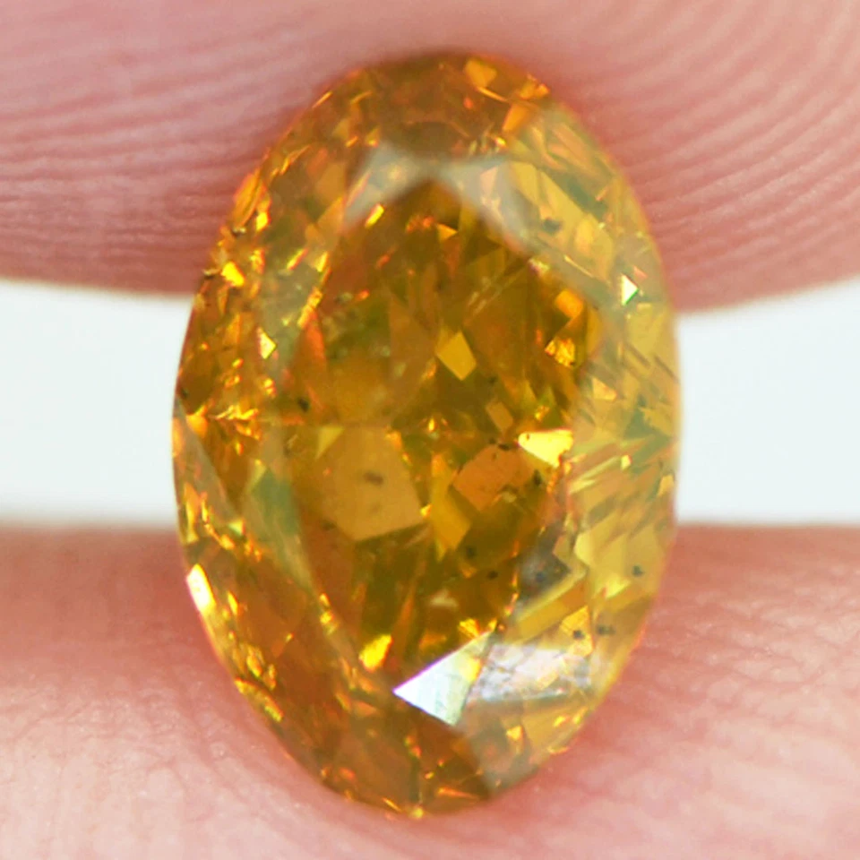 Oval Shape Diamond Natural Fancy Orange Loose VS2 Certified Enhanced 1.04 Carat - Image 1 of 4