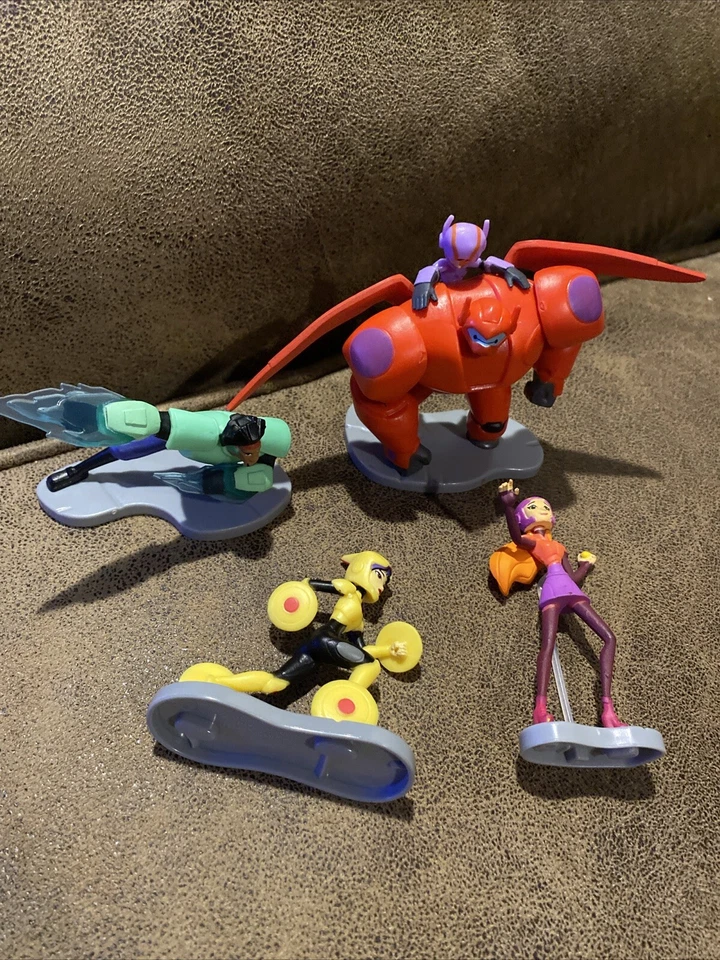 4 БОЛЬШИХ ГЕРОЯ 6 васаби, Baymax, — 2-дюймовые экшн-фигурки Disney Mini ПВХ игрушка украшение для торта - Изображение 1 из 4