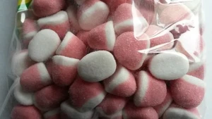 6 KG Fruchtgummi Schaumerdbeeren süss und lecker 100g entsp. € 0,69 - Bild 1 von 2