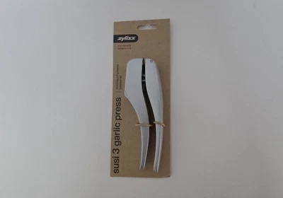 Zyliss Susi 3 Garlic Press - The Cleverly Swiss Brand 054067120843 New Cooking - Image 1 of 2