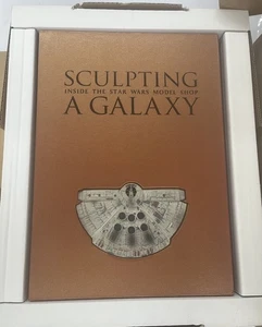 Esculpiendo una galaxia: dentro de la tienda de modelos de Star Wars por Lorne Peterson (2006, Ha - Imagen 1 de 4