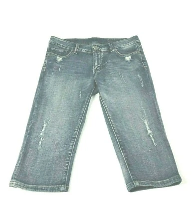 Vigoss Distressed Blue Denim Size 9 Juniors Capri Jeans Embroidered Pockets - Image 1 of 4