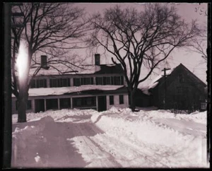 EIN ANTIKES GLASNEGATIV ANFANG 1900, NEWPORT, ME, "SCHNEE & GEBÄUDE SZENE" #4 - Bild 1 von 2