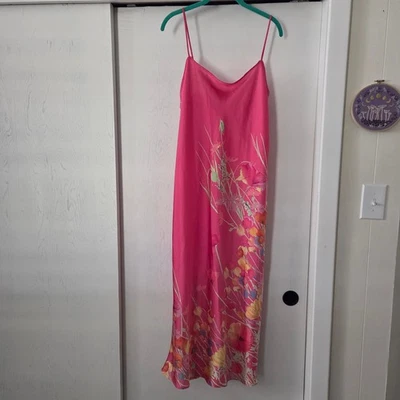 Camisola Natori tamanho M rosa floral chemise alças ajustáveis flores - Imagem 1 de 4