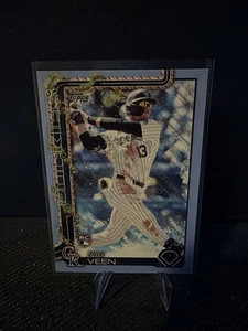 2025 Topps Holiday Zac Veen RC Light Blue & White Glitter #H 92 Rockies - Picture 1 of 3