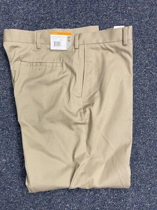 Savane Dress Pants Men’s Size 40x30 Flat Front Straight Fit No Wrinkle Khaki - Picture 1 of 2