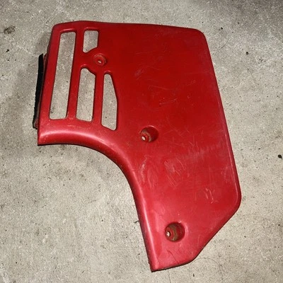 1985 YAMAHA YZ 80 YZ80 Side FENDER FAIRING Radiator Shroud 2572 - Image 1 of 4