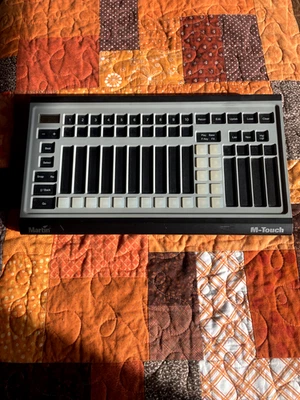 MARTIN M TOUCH Lighting Controller - Image 1 of 4