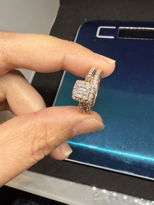 14k Rose gold .75 ctw Diamond wedding set size 6.5 - Picture 1 of 11