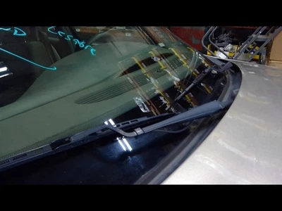 莱萨布尔 2000 - 2005 右刮臂 1638905 — 第 1/4 张图片