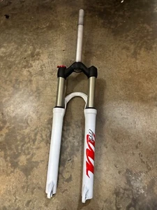 Manitou M30 Mountain Bike Fork 26" 100mm Travel White - Picture 1 of 6