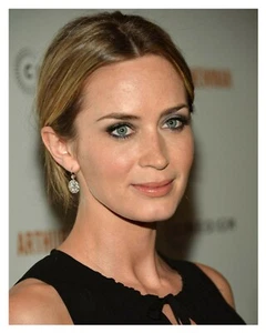 Sexy **EMILY BLUNT** 8x10 Estampado Brillante *c* - Imagen 1 de 1