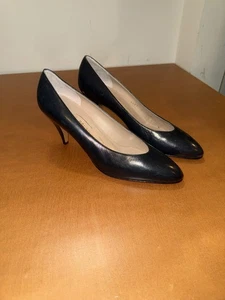 Zapatos de tacón Bruno Magli de gamuza de cuero negro para mujer talla 7 AAAA - Imagen 1 de 9