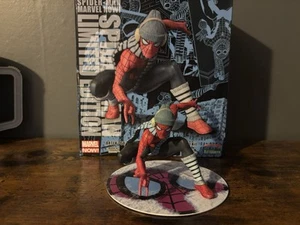 Kotobukiya Spiderman NYCC 2017 Winter Gear ArtFX Statue Limited Edition - Picture 1 of 8