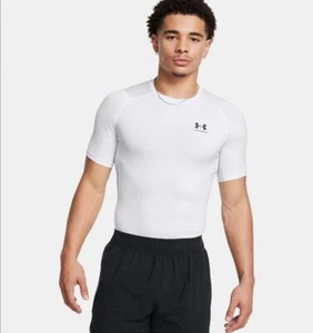 Under Armour Camiseta Hombre De Manga Corta HeatGear® - 100 (Blanco/Negro) - Imagen 1 de 5