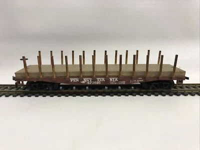 HO Mantua 727-520 Pennsylvania Railroad Heavy Flat Car with Stakes PRR #473816 - Image 1 of 4